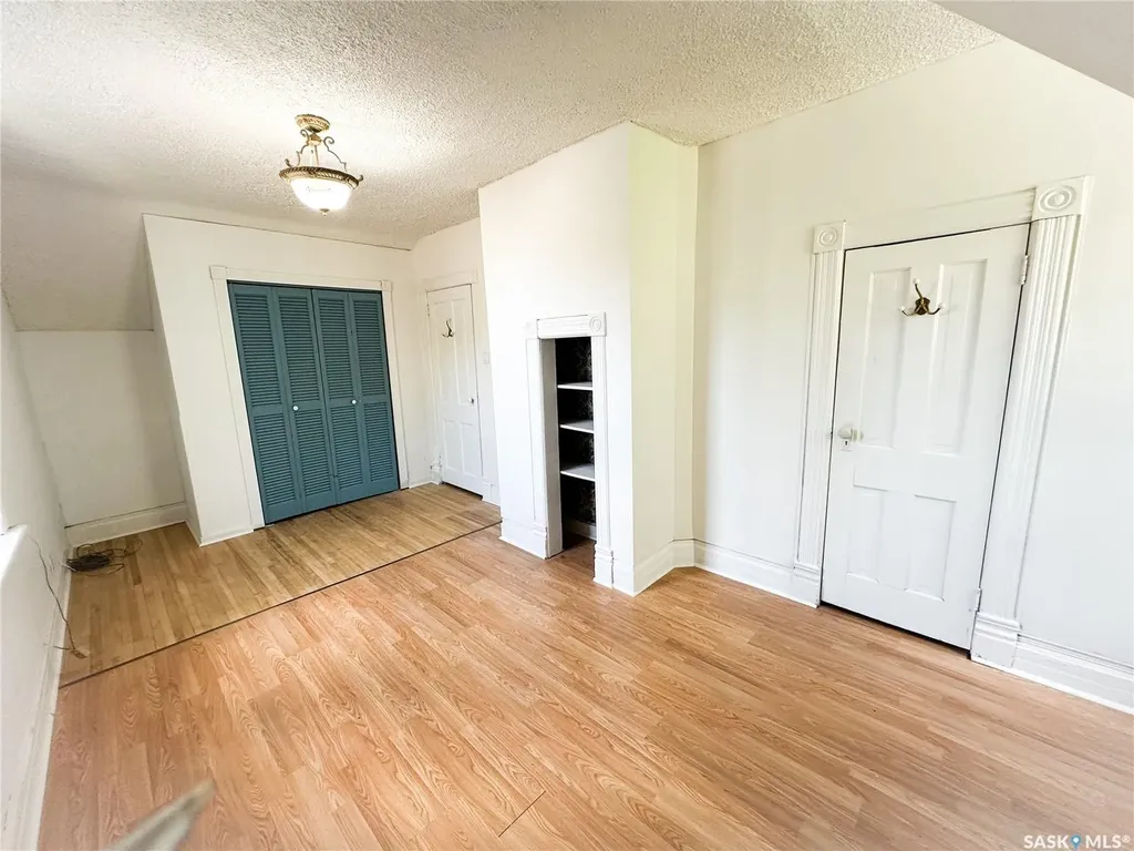 50 Assiniboia Avenue Yorkton SK S3N 1N6