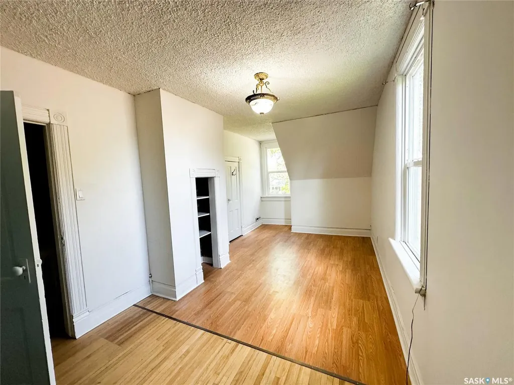 50 Assiniboia Avenue Yorkton SK S3N 1N6