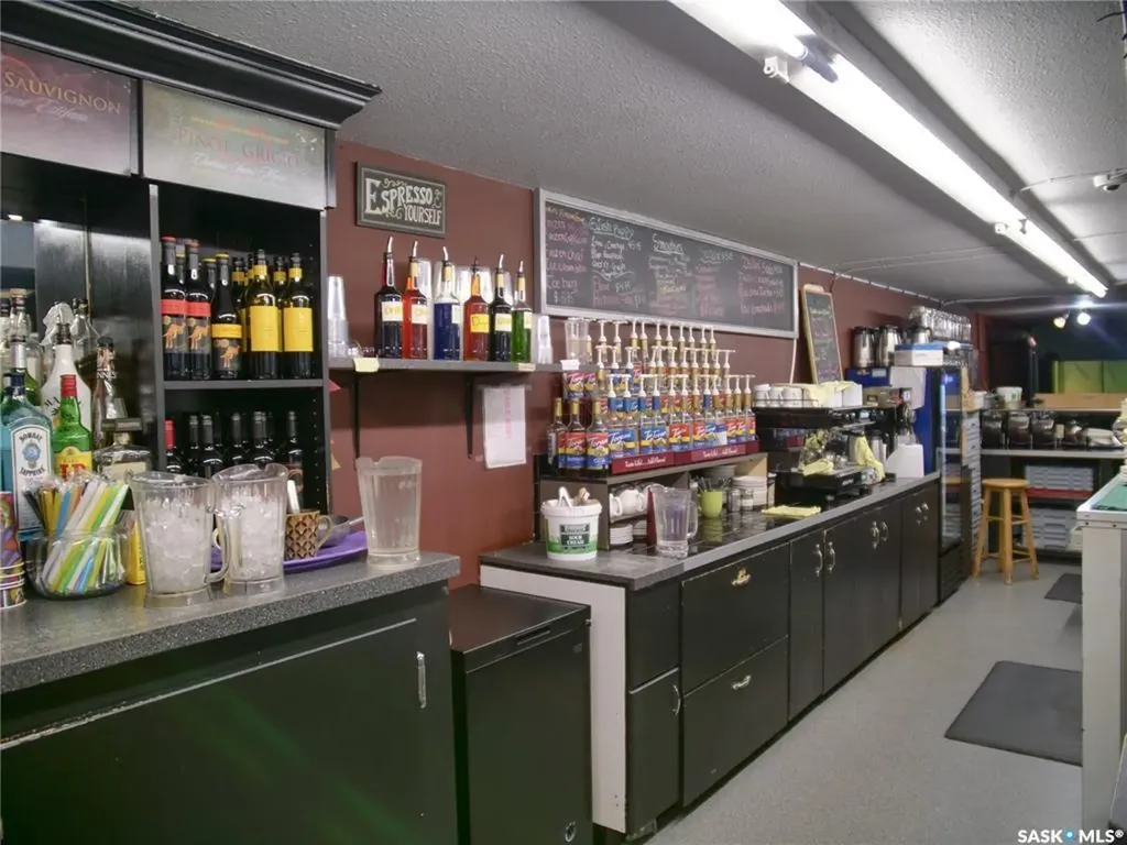 2144 6th Avenue W Prince Albert SK S6V 6K6