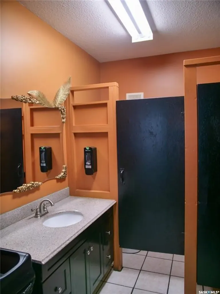 2144 6th Avenue W Prince Albert SK S6V 6K6