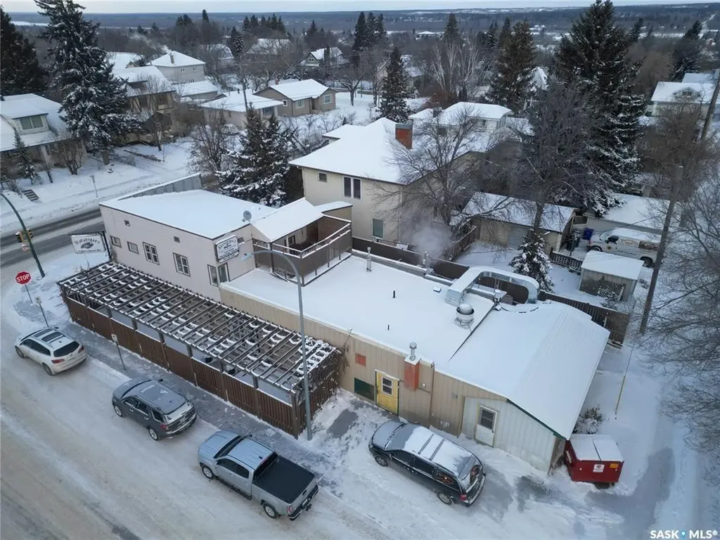 2144 6th Avenue W Prince Albert SK S6V 6K6