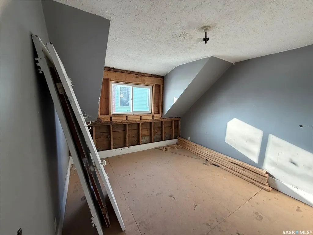 1621 99th Street North Battleford SK S9A 2Z5