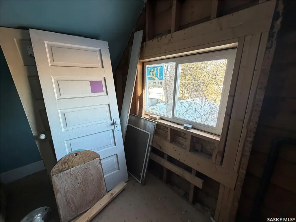 1621 99th Street North Battleford SK S9A 2Z5