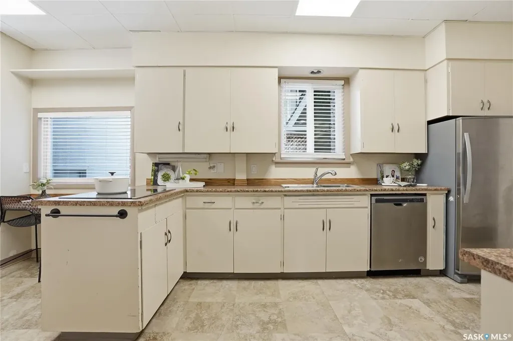 1213 Elliott Street Saskatoon SK S7N 0V5