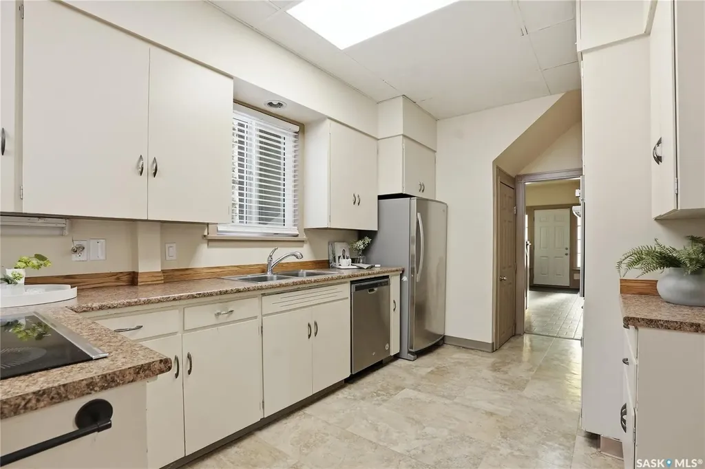 1213 Elliott Street Saskatoon SK S7N 0V5