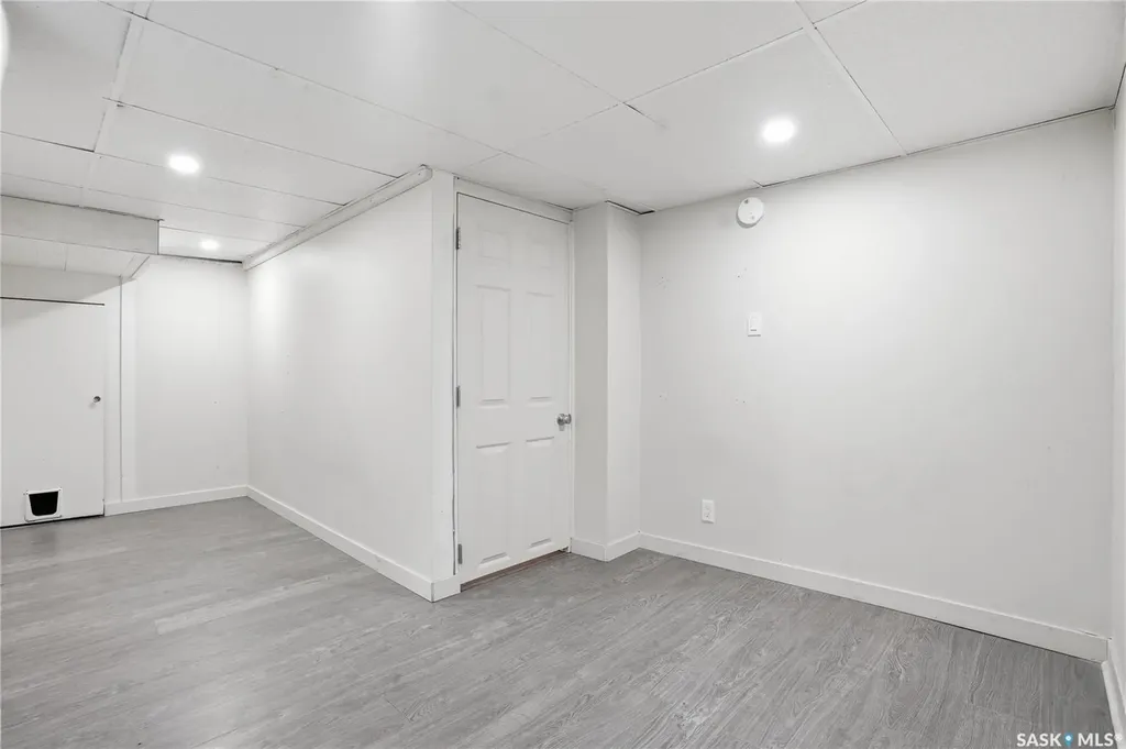 1213 Elliott Street Saskatoon SK S7N 0V5