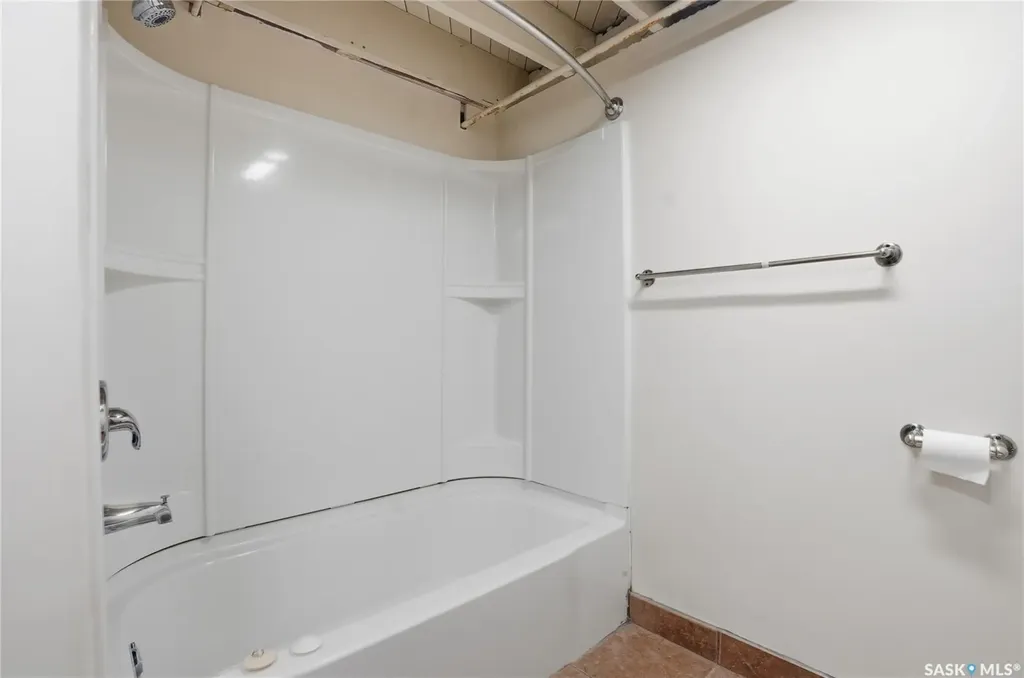 1213 Elliott Street Saskatoon SK S7N 0V5