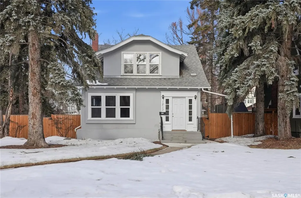 1213 Elliott Street Saskatoon SK S7N 0V5