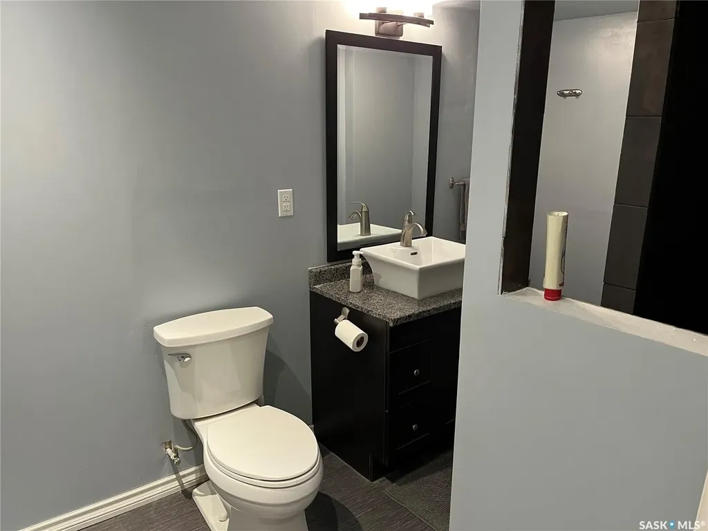 207 Dominion Road Assiniboia SK S0H 0B0