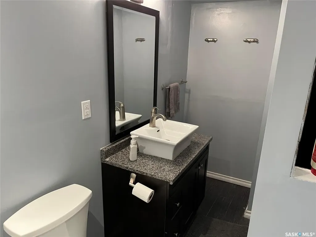 207 Dominion Road Assiniboia SK S0H 0B0