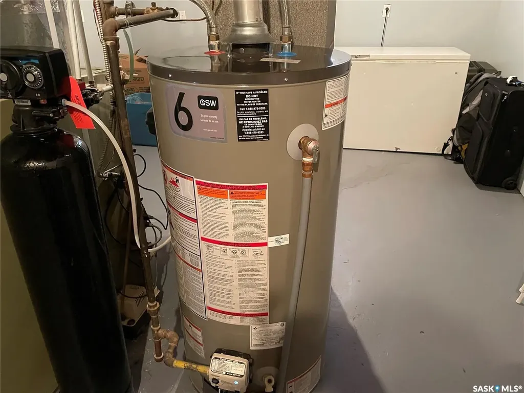 207 Dominion Road Assiniboia SK S0H 0B0