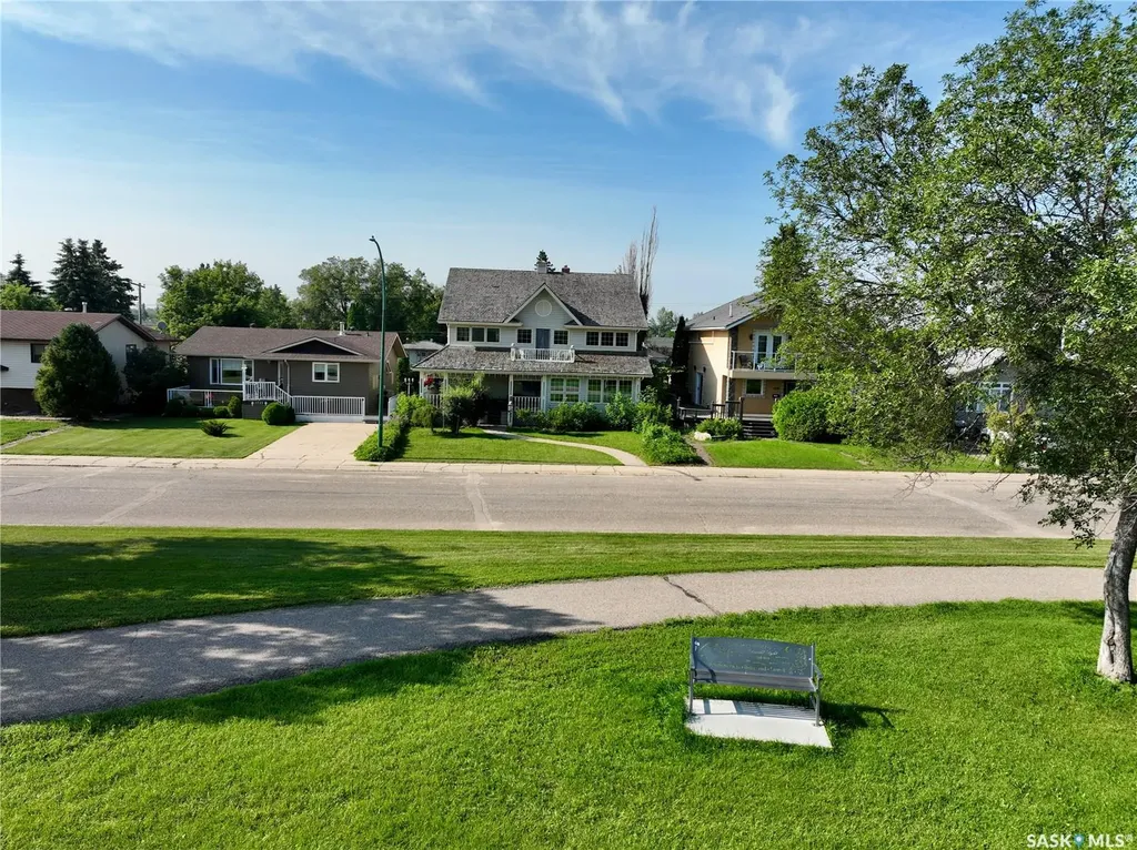 1219 River Street E Prince Albert SK S6V 0B7