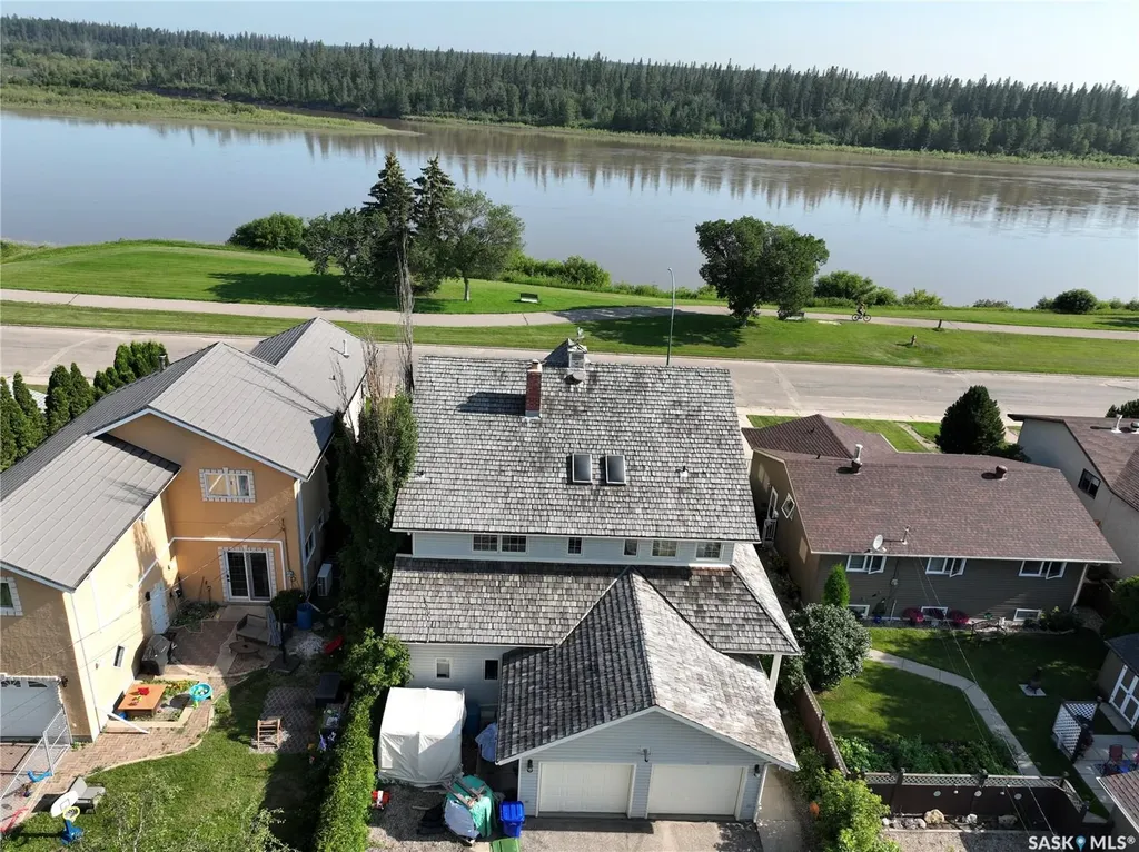 1219 River Street E Prince Albert SK S6V 0B7