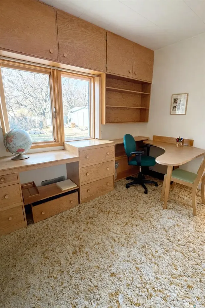 6366 Queens Avenue Gull Lake SK S0N 1A0