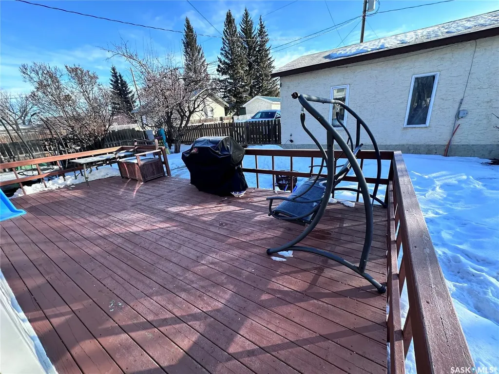 732 101st Street North Battleford SK S9A 0Z1