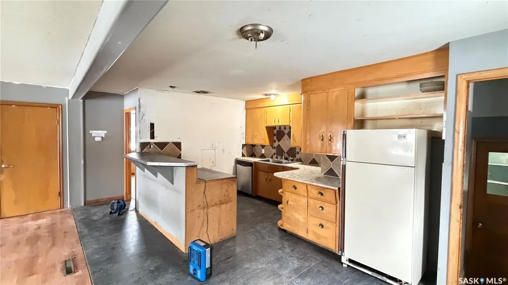 501 2nd Street Kenaston SK S0G 2N0