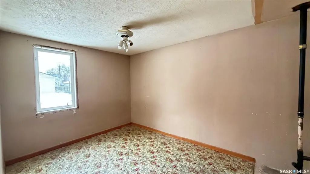 501 2nd Street Kenaston SK S0G 2N0