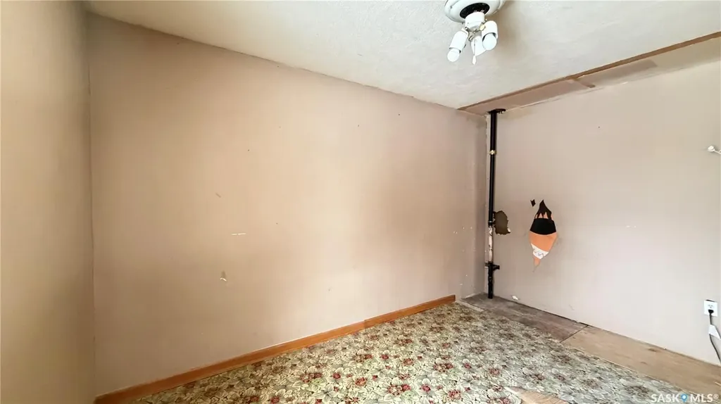 501 2nd Street Kenaston SK S0G 2N0