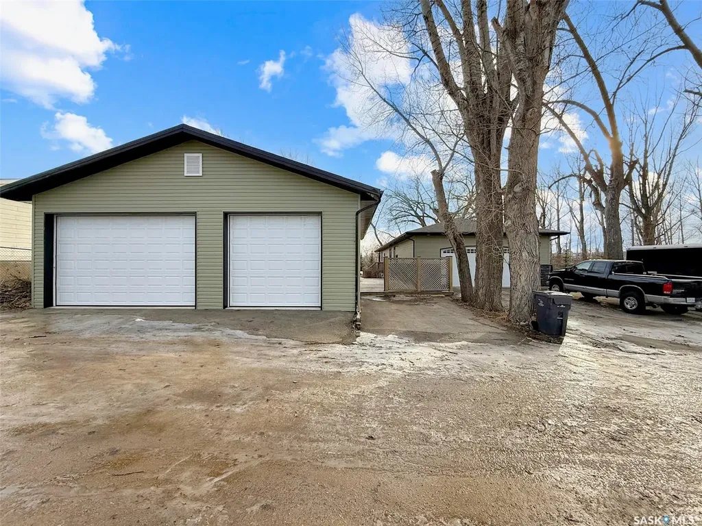 225 11th Avenue SE Swift Current SK S9H 3R9
