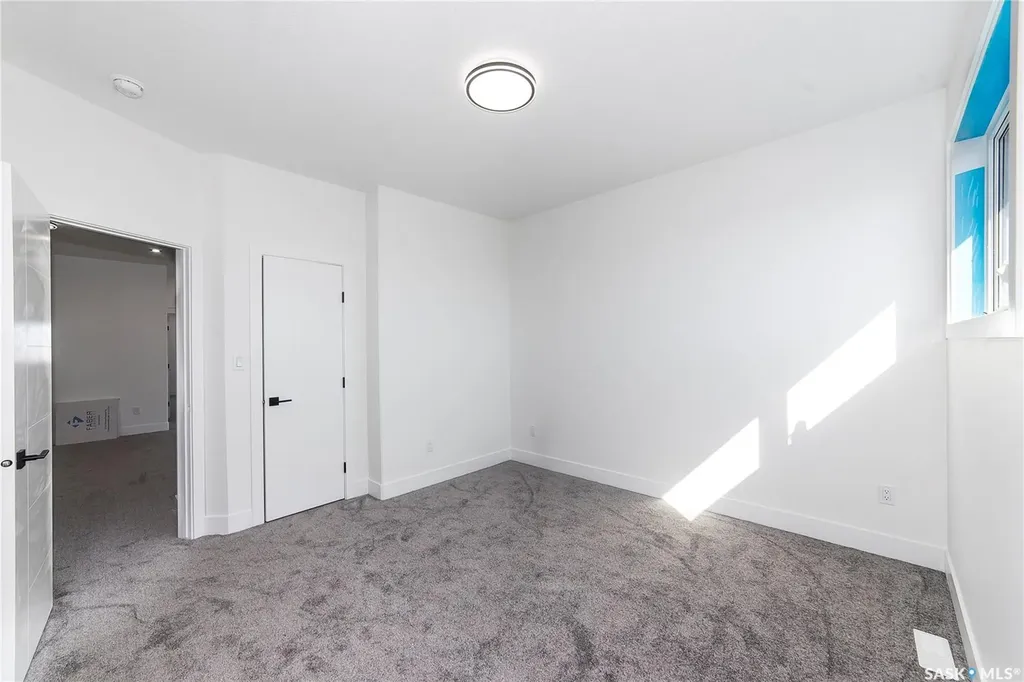 447 Woolf Bend Saskatoon SK S7W 1E6