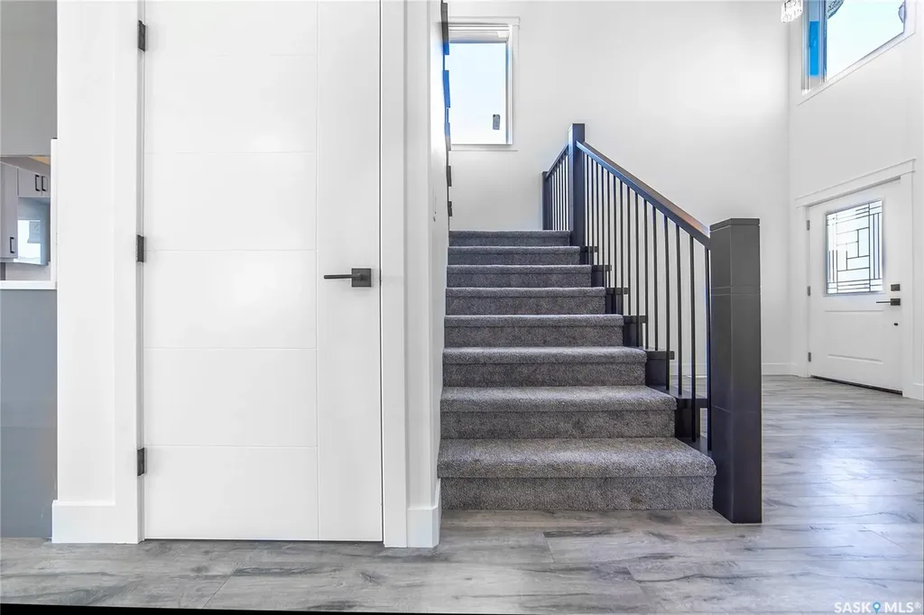 447 Woolf Bend Saskatoon SK S7W 1E6