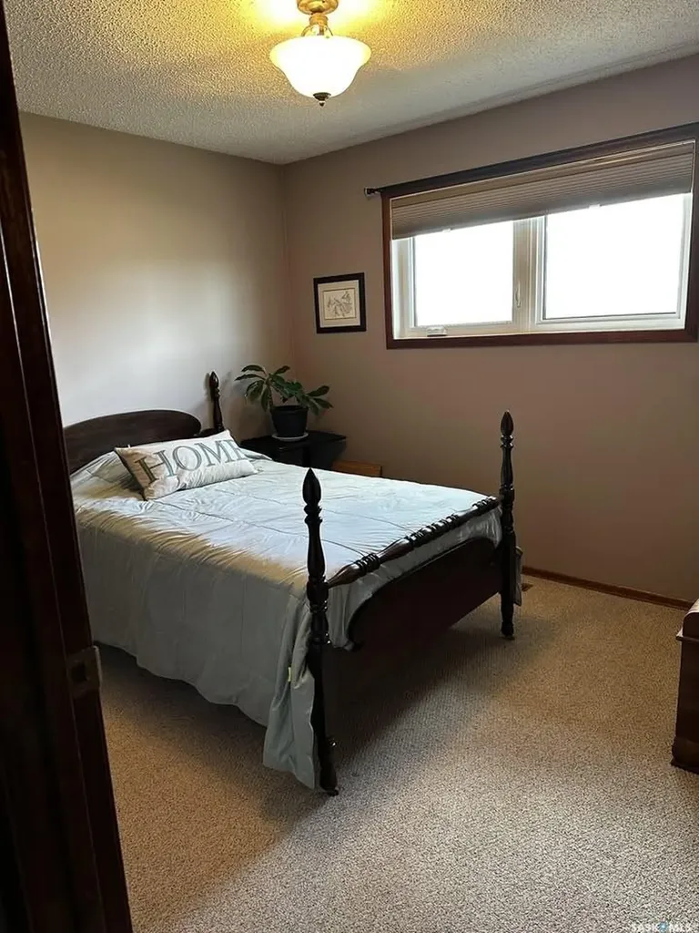 797 4th Street W Shaunavon SK S0N 2M0
