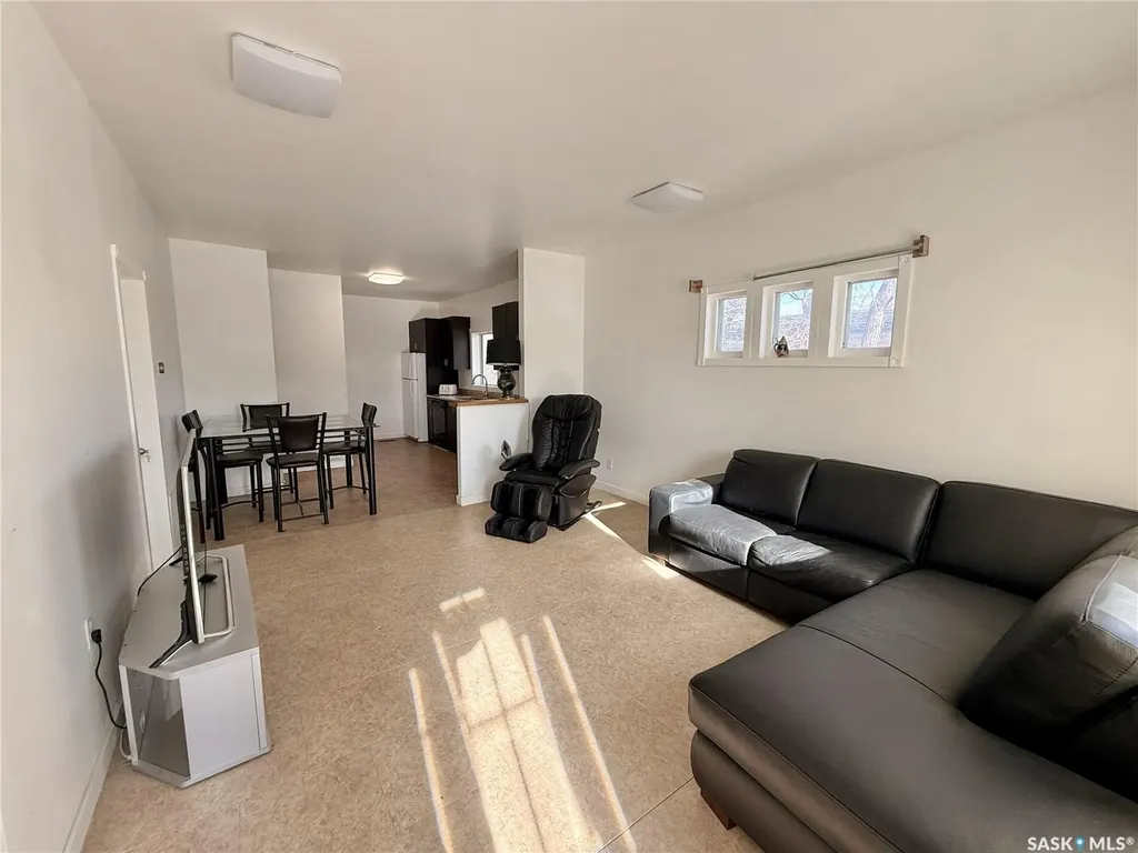 320 Herbert Avenue Herbert SK S0H 2A0