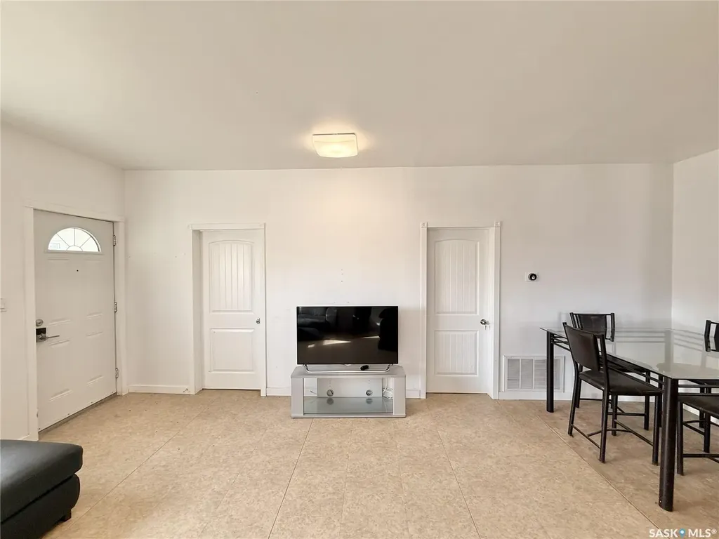 320 Herbert Avenue Herbert SK S0H 2A0