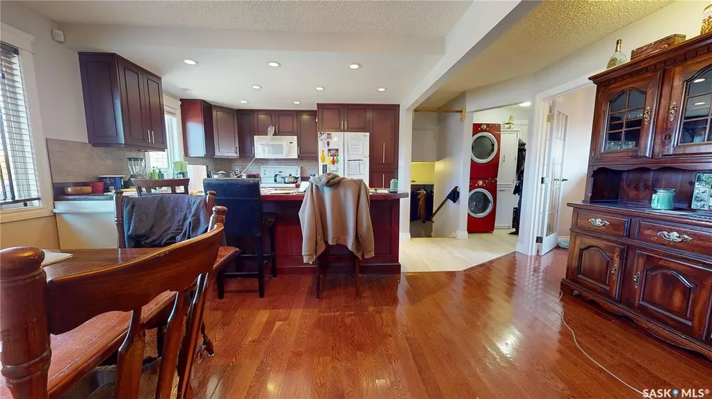 360 Eastview Place Burstall SK S0N 0H0