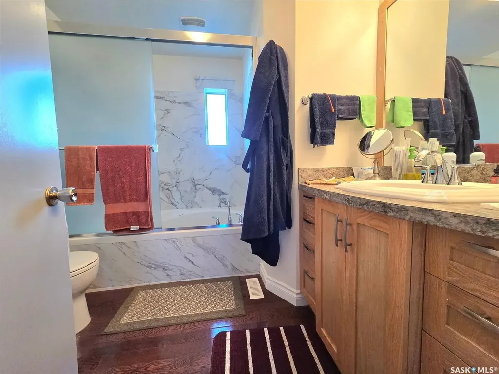 360 Eastview Place Burstall SK S0N 0H0