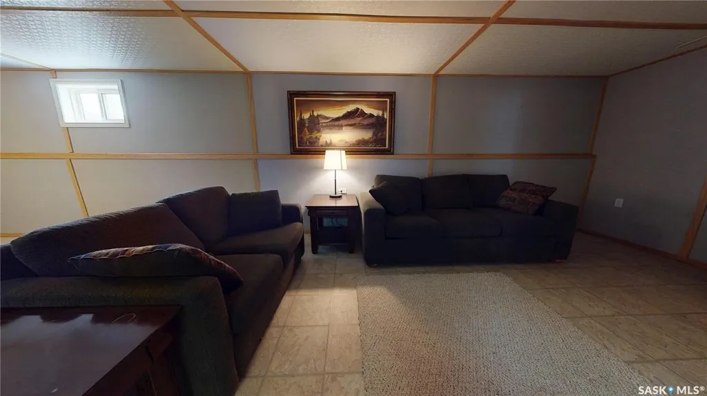 360 Eastview Place Burstall SK S0N 0H0