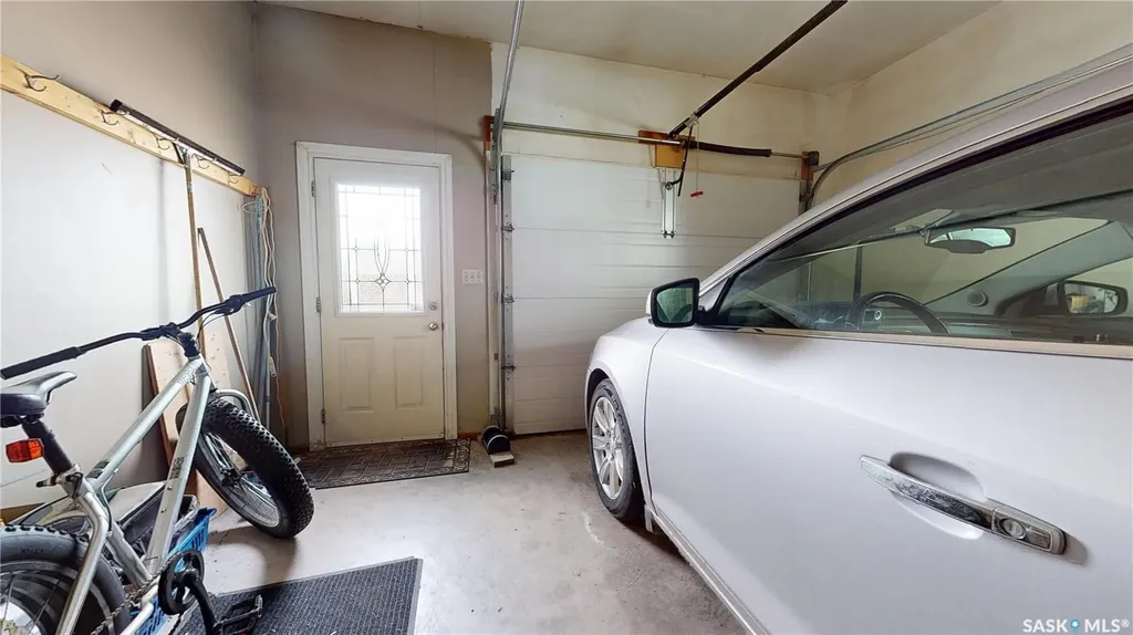 360 Eastview Place Burstall SK S0N 0H0