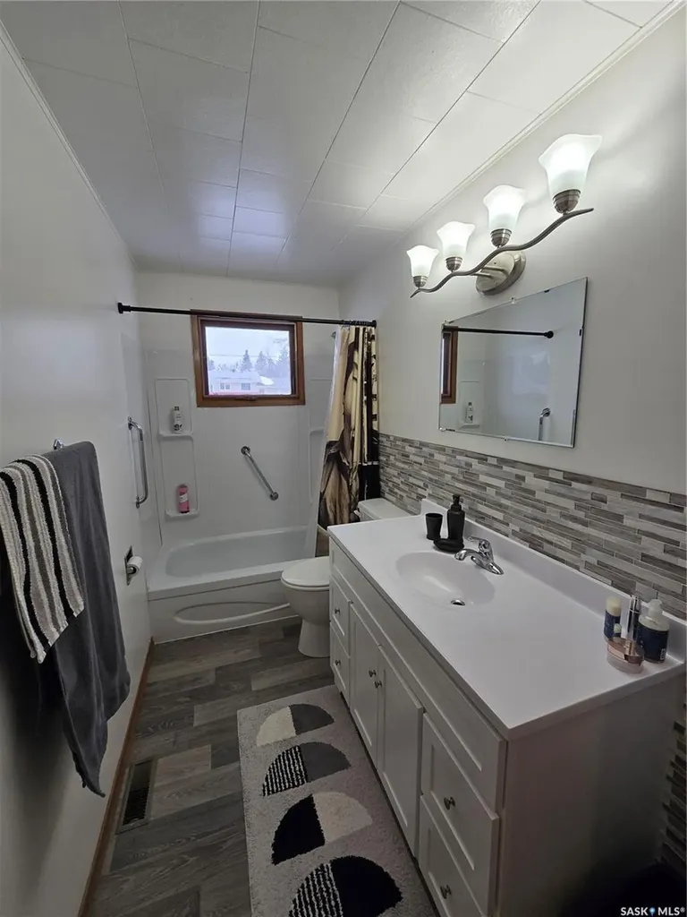 510 Vernon Street Broadview SK S0G 0K0