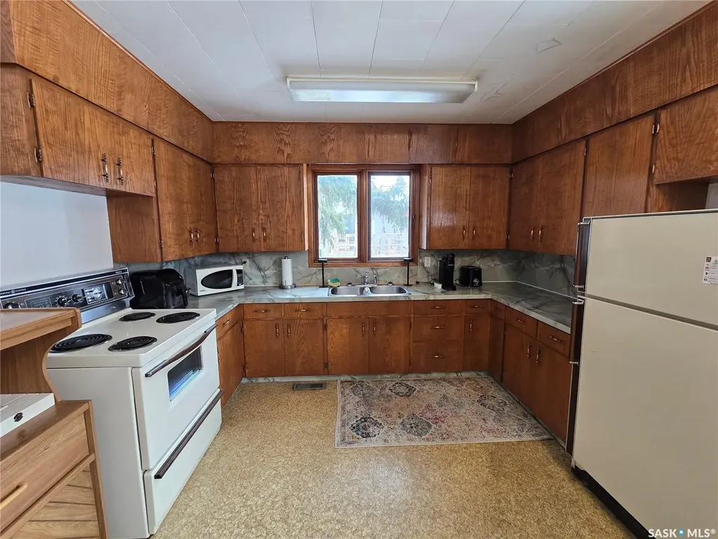 510 Vernon Street Broadview SK S0G 0K0