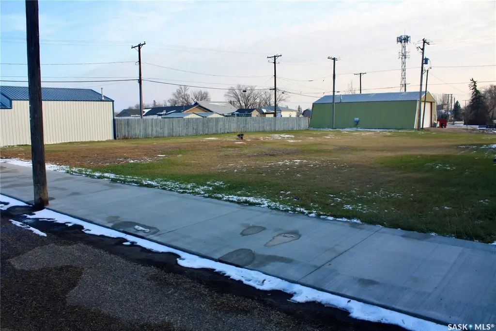 406 Second Street Dundurn SK S0K 1K0