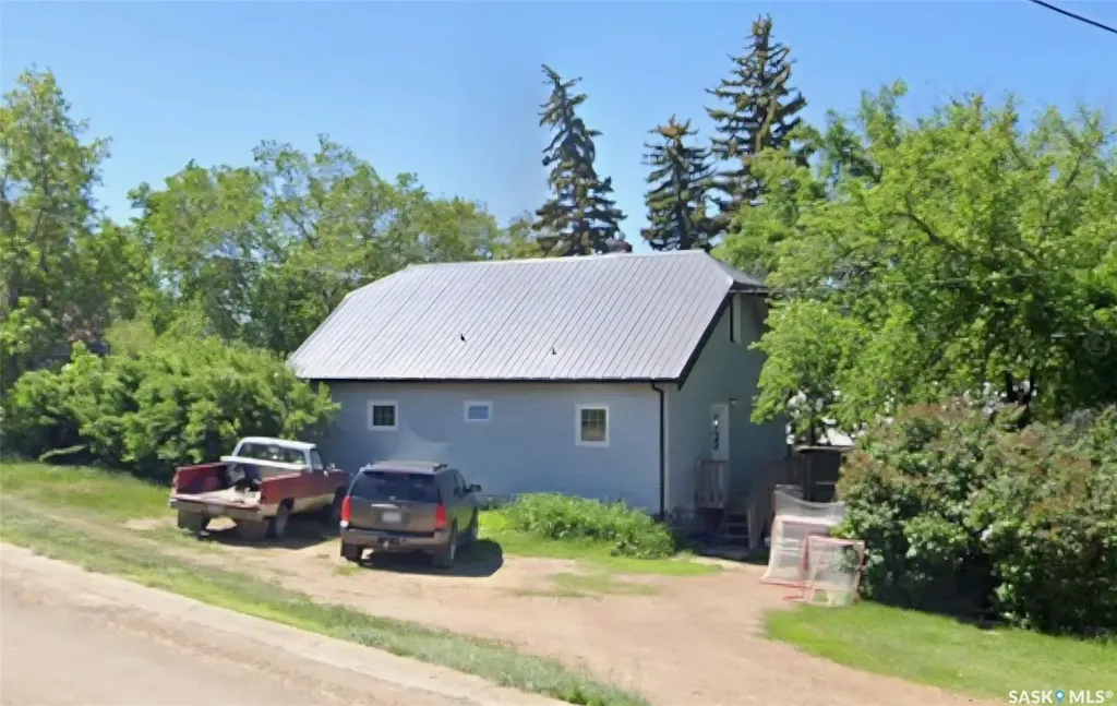 2014 1st Street N Rockglen SK S0H 3R0