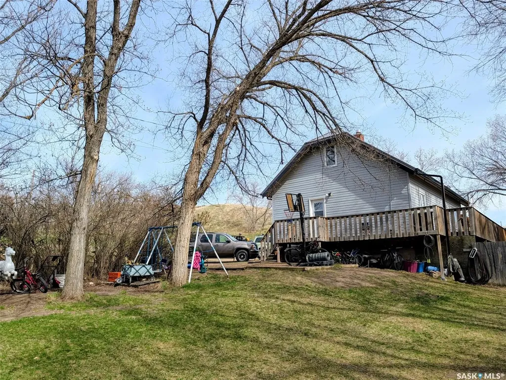 2014 1st Street N Rockglen SK S0H 3R0