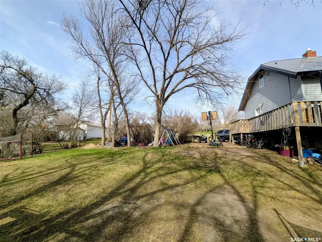 2014 1st Street N Rockglen SK S0H 3R0