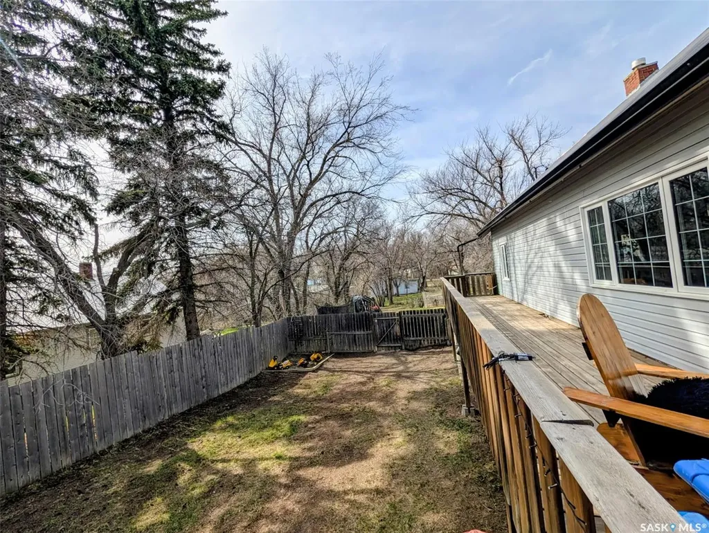 2014 1st Street N Rockglen SK S0H 3R0