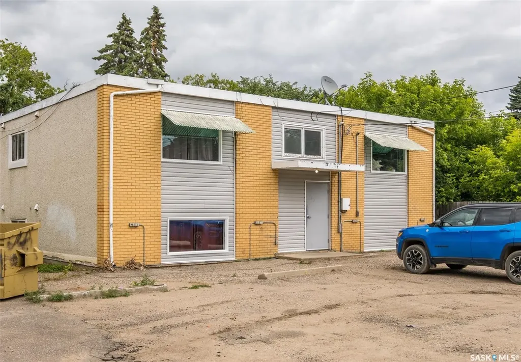 419 9th Street E Prince Albert SK S6V 0Y1