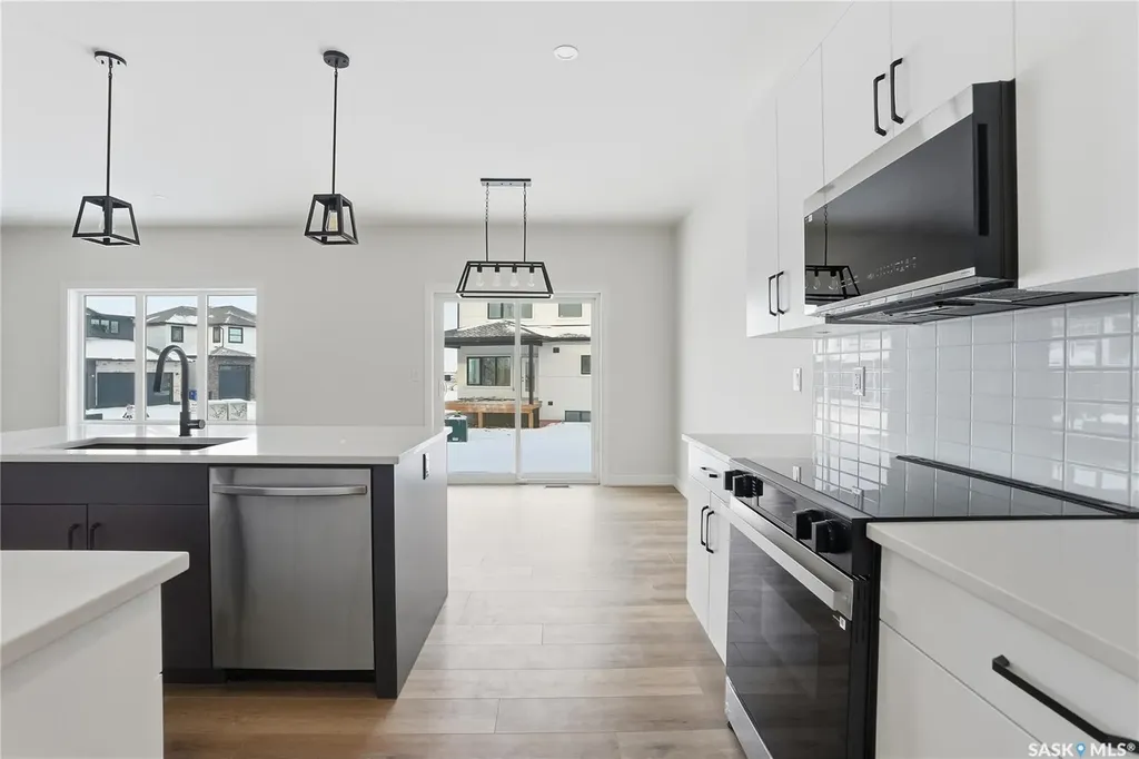 211 Sharma Lane Saskatoon SK S7W 1K7