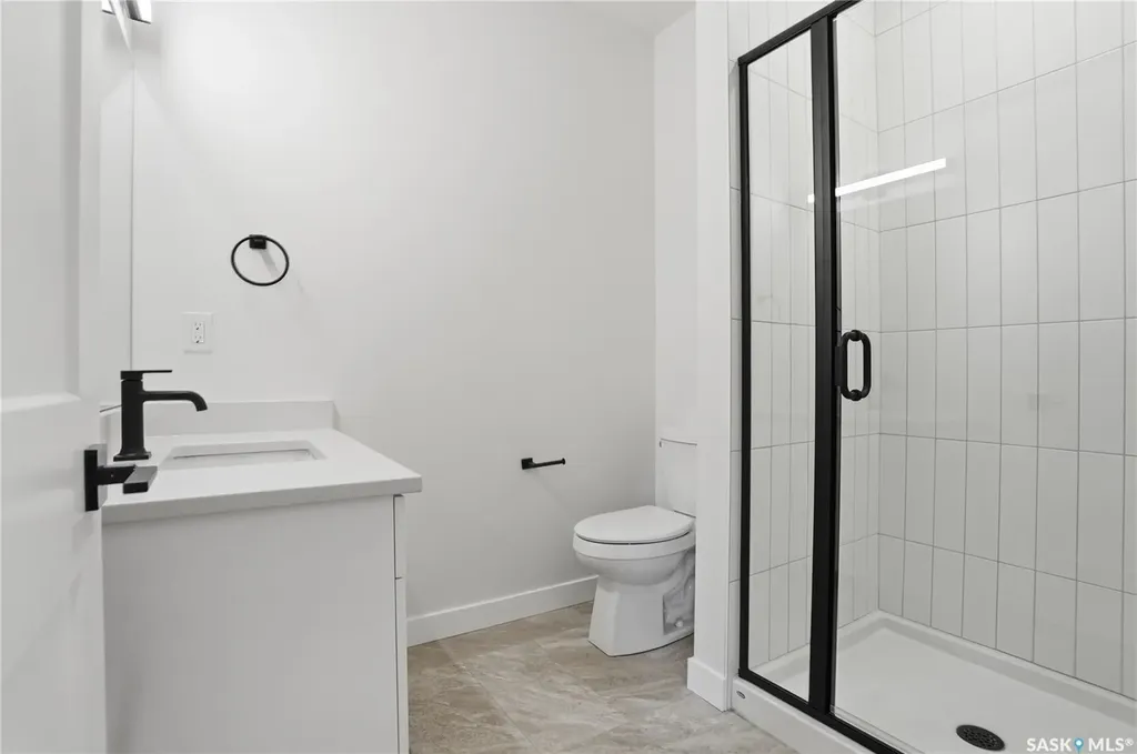 211 Sharma Lane Saskatoon SK S7W 1K7