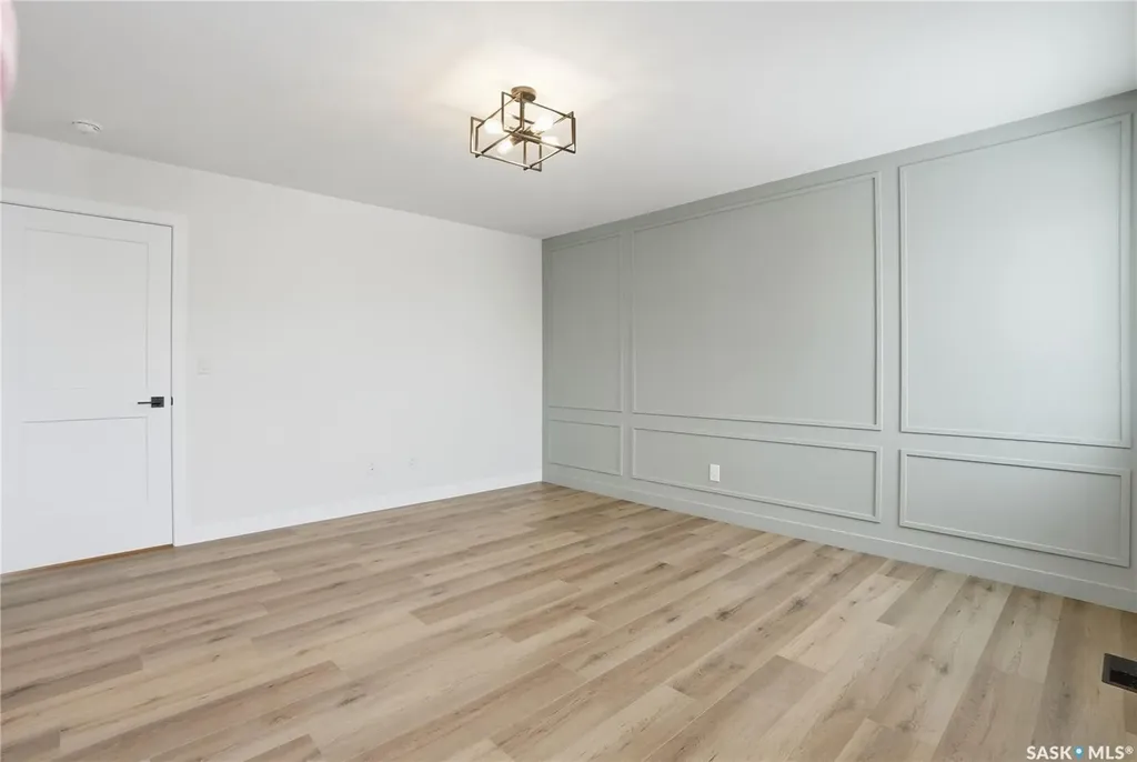 211 Sharma Lane Saskatoon SK S7W 1K7