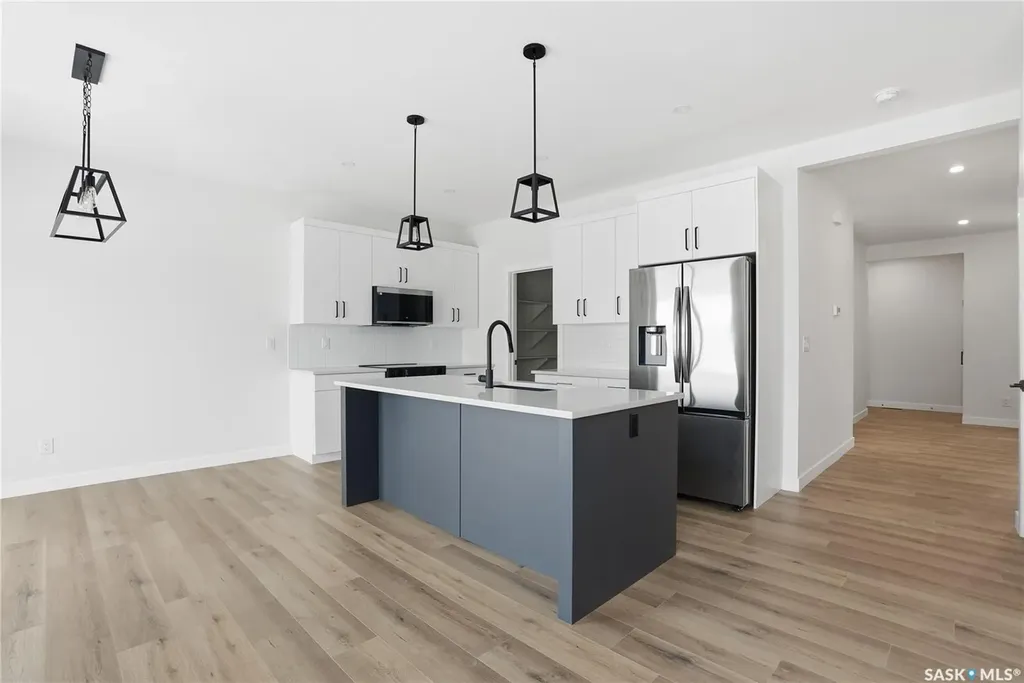 211 Sharma Lane Saskatoon SK S7W 1K7