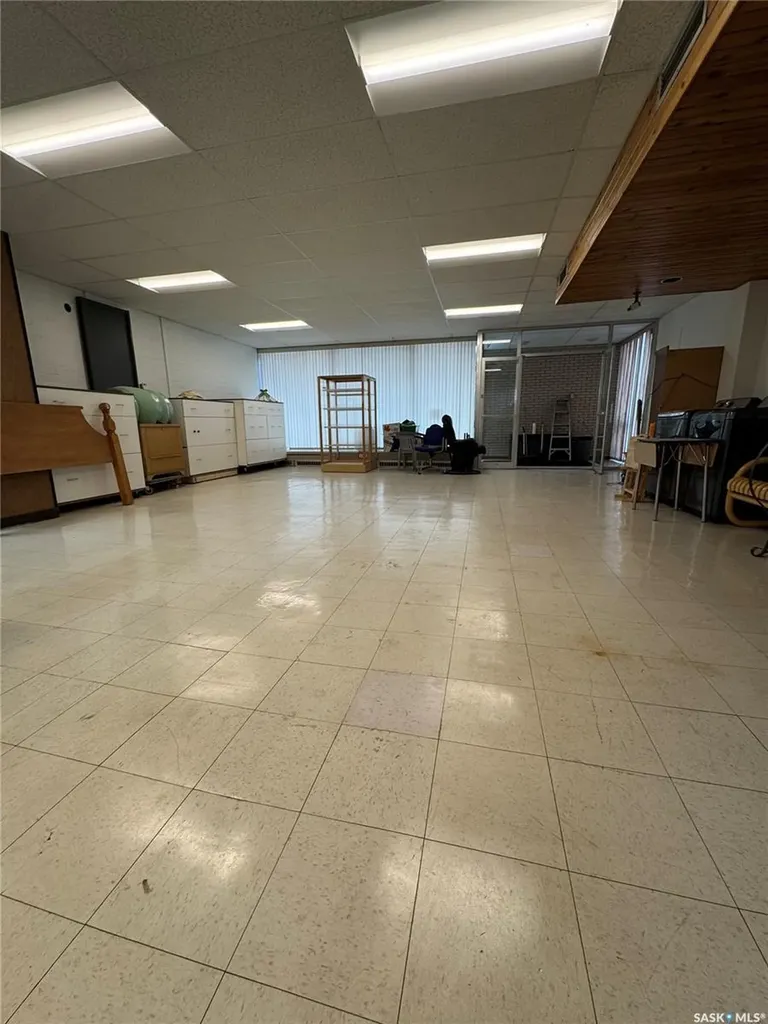 68 13th Street W Prince Albert SK S6V 3E8