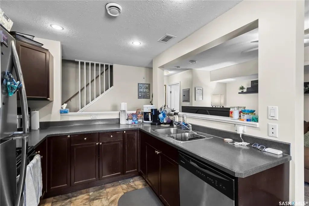 515 28th Street E Prince Albert SK S6V 1X8