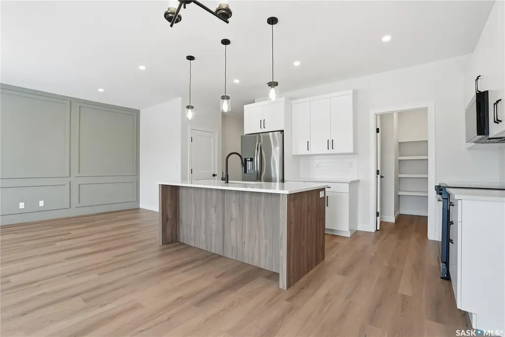 190 Doran Way Saskatoon SK S7V 0Z7