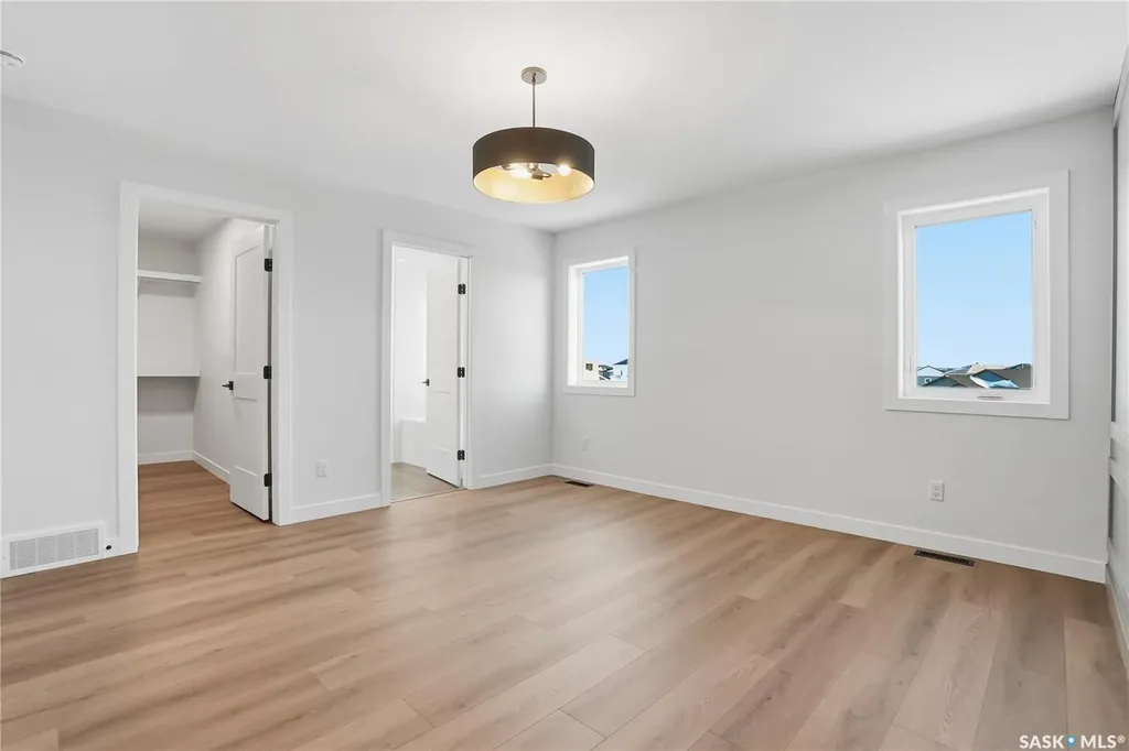 190 Doran Way Saskatoon SK S7V 0Z7