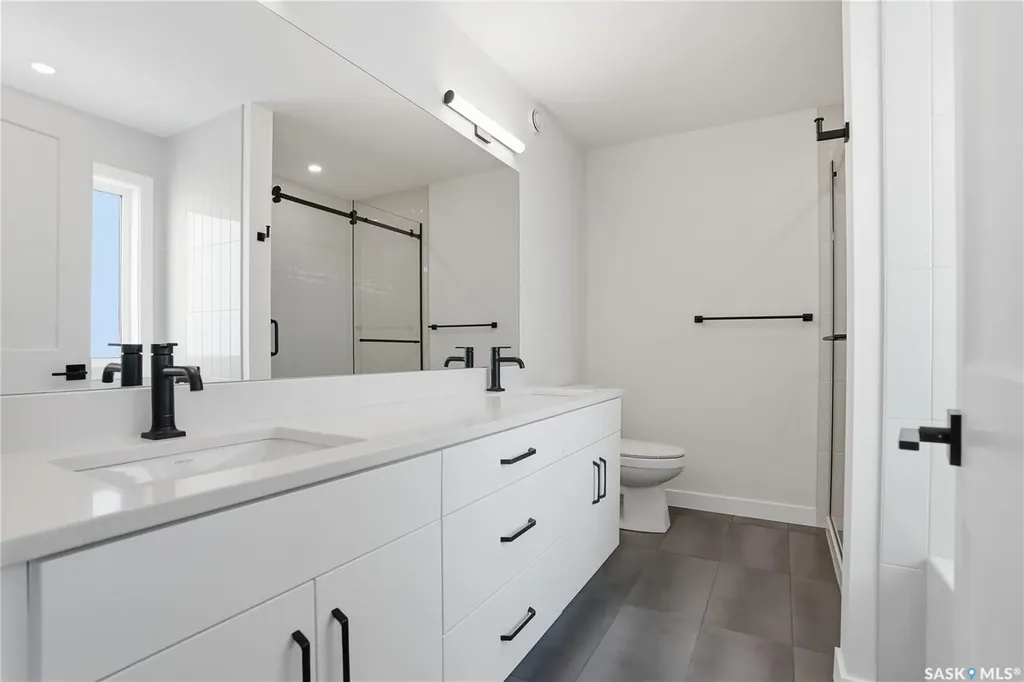 190 Doran Way Saskatoon SK S7V 0Z7