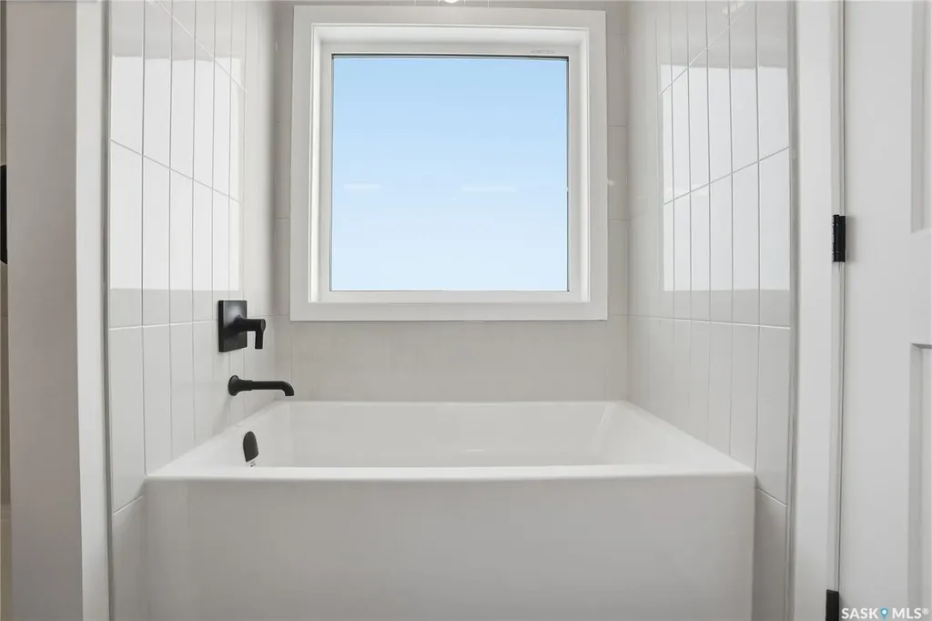 190 Doran Way Saskatoon SK S7V 0Z7